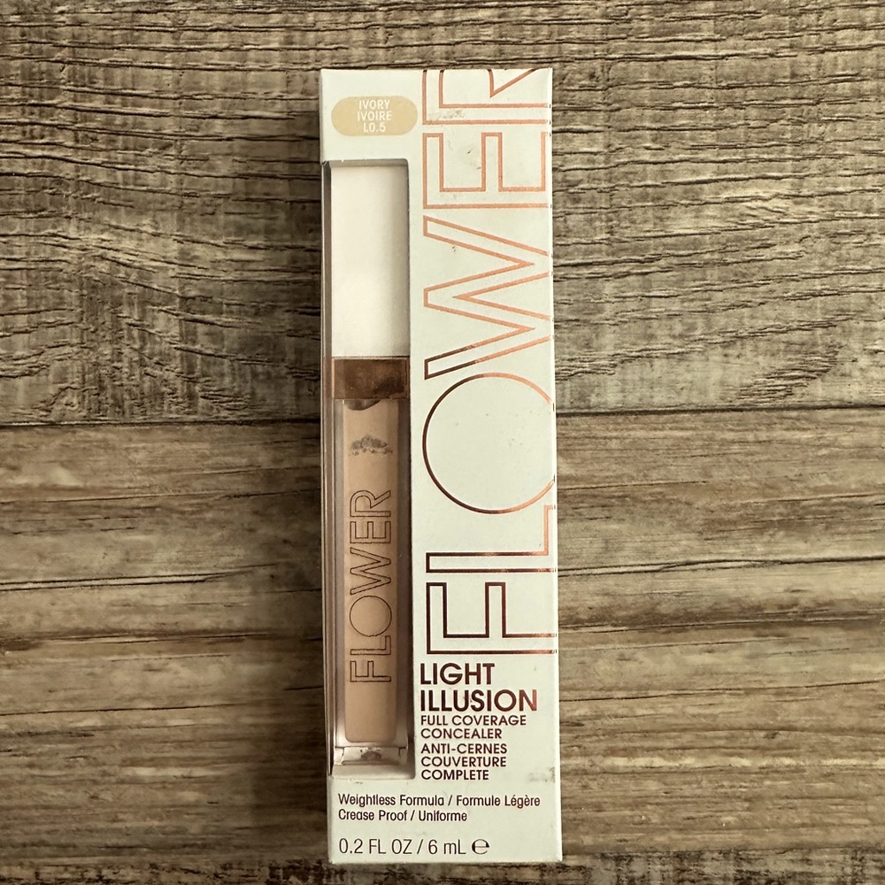 FLOWER BEAUTY Light Illusion Full Coverage Conceale - Ivory, 1 ea